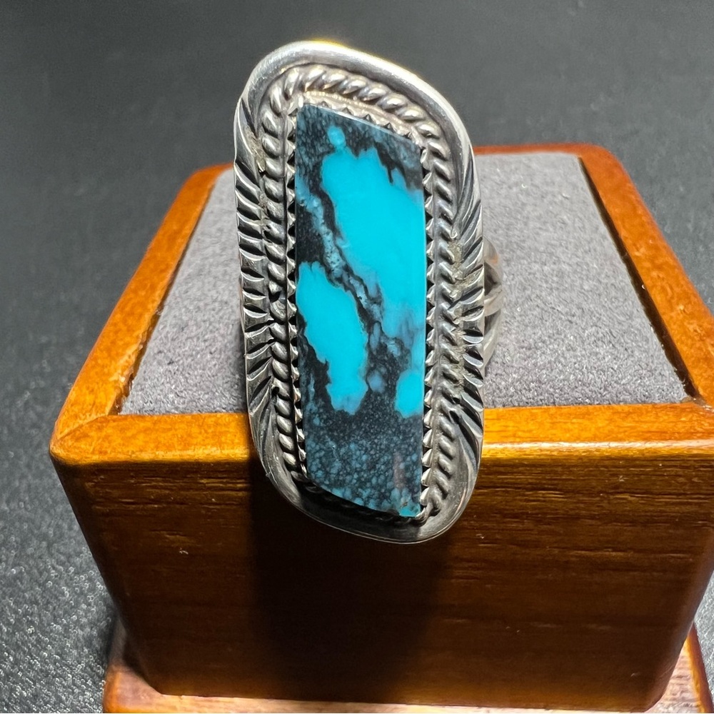 Unique Handmade Vintage Sterling Silver Bright Blue & Black Turquoise Ring 7.5